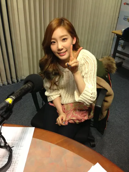 Bercerita mengenai cinta pertamanya, Taeyeon merasa menyesal dan kesepian ©soompi.com