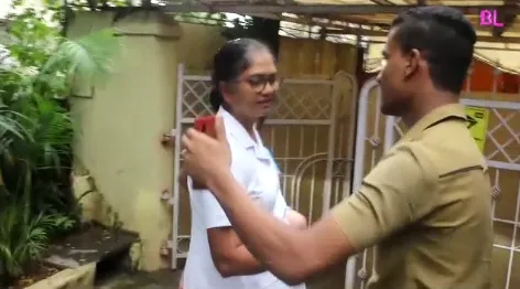Sang nanny langsung meminta sang pria pergi ©bollywoodlife.com