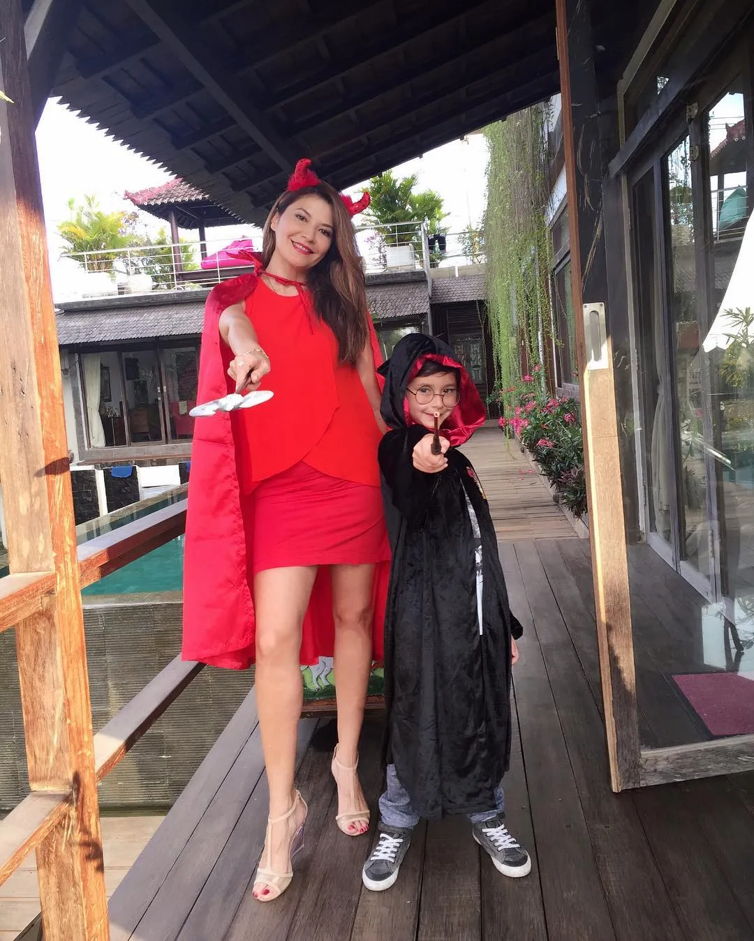 Momen Tamara dan Kenzou pakai kostum untuk halloween. /©instagram.com/tamarableszynskiofficial