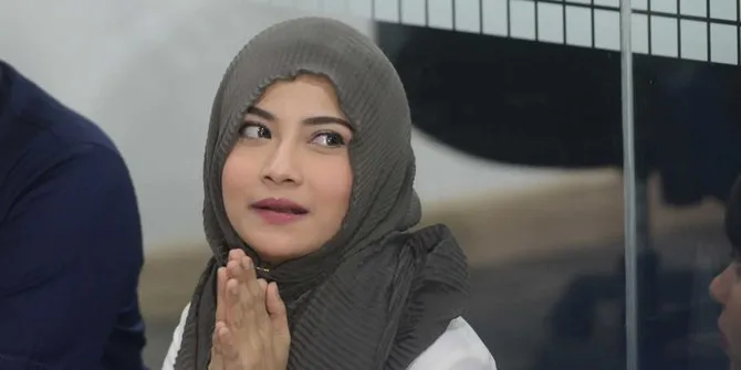 Vanessa Angel berhijab © KapanLagi.com/Bayu Herdianto