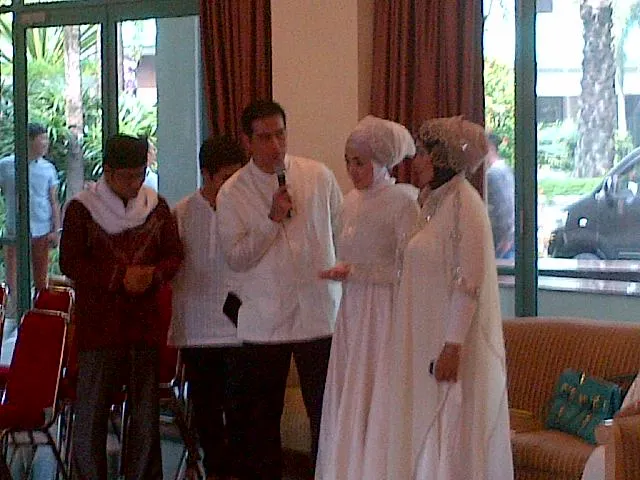 Suasana pertunangan Adjie Pangestu - Bella Sophie @ Foto: KapanLagi.com®/Mathias