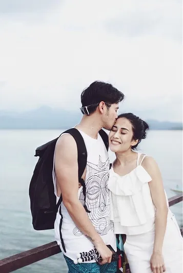 Tarra dan Gya sempat melakukan bulan madu pendek di pulau Menjangan. /©instagram.com/tarrabudiman