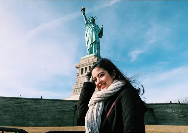 Kunci untuk meraih #SelfGoal ala Tasya adalah set goals, do the best, dan let God do the rest © instagram.com/TasyaKamila
