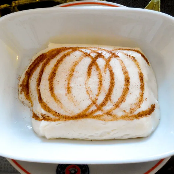 Tavuk Gogsu, dessert yang terbuat dari dada ayam (credit: atlasobscura.com)