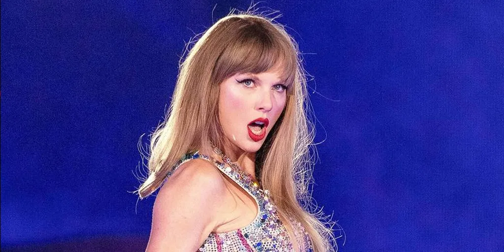 Taylor Swift - Is It Over Now?