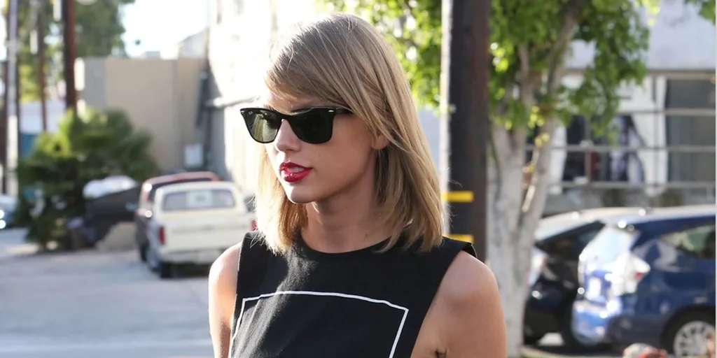 Taylor Swift - Long Time Coming