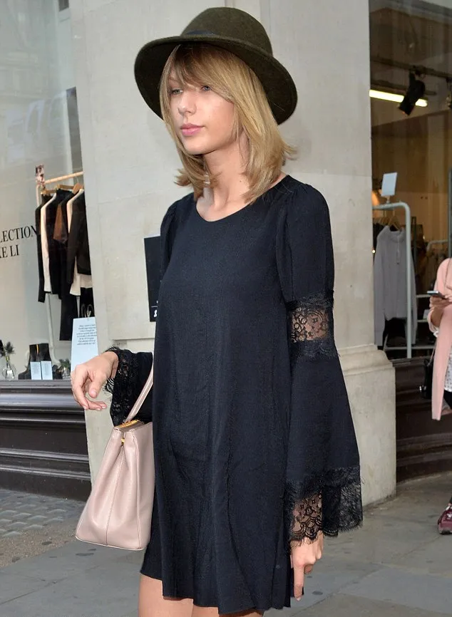 Taylor Swift @ dailymail.co.uk