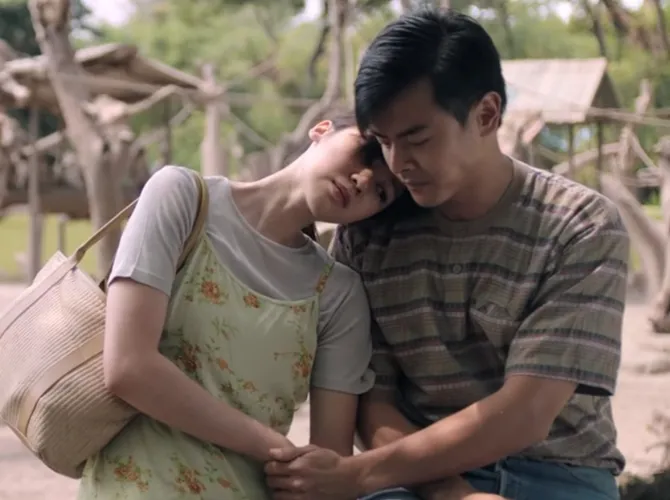 Salah satu scene Onggy bersama sang istri. (Courtesy of Demi Istri Production)