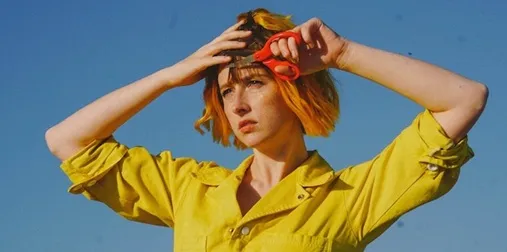 Tessa Violet - Bad Ideas dan Terjemahan