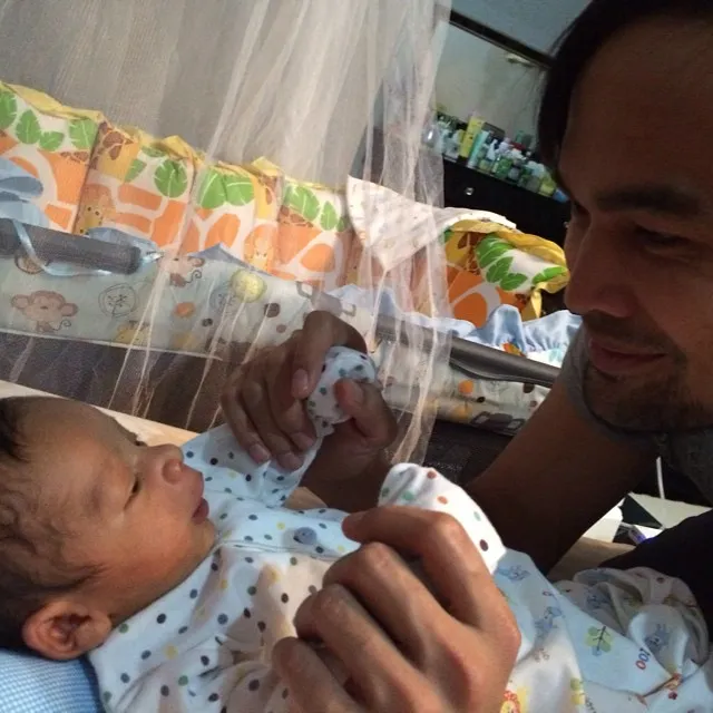 Teuku Wisnu Tak Adzani Putranya