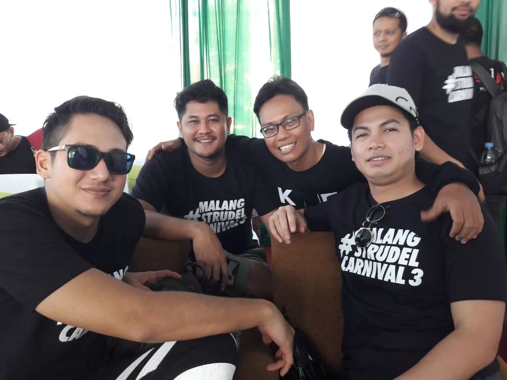 Para sahabat Teuku Wisnu yang meriahkan acara © KapanLagi.com®/Mathias Purwanto