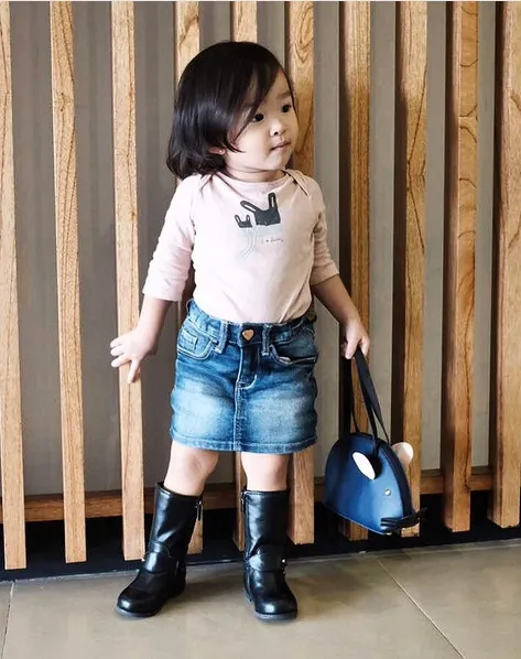 Gemas! Baby Thalia merupakan salah satu anak selebriti yang populer di sosial media. /©instagram.com/ruben_onsu