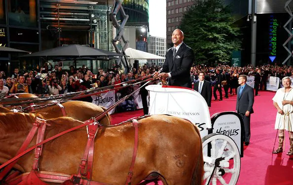 Bak seorang pahlawan/AceShowbiz© - Foto: Andreas Rentz