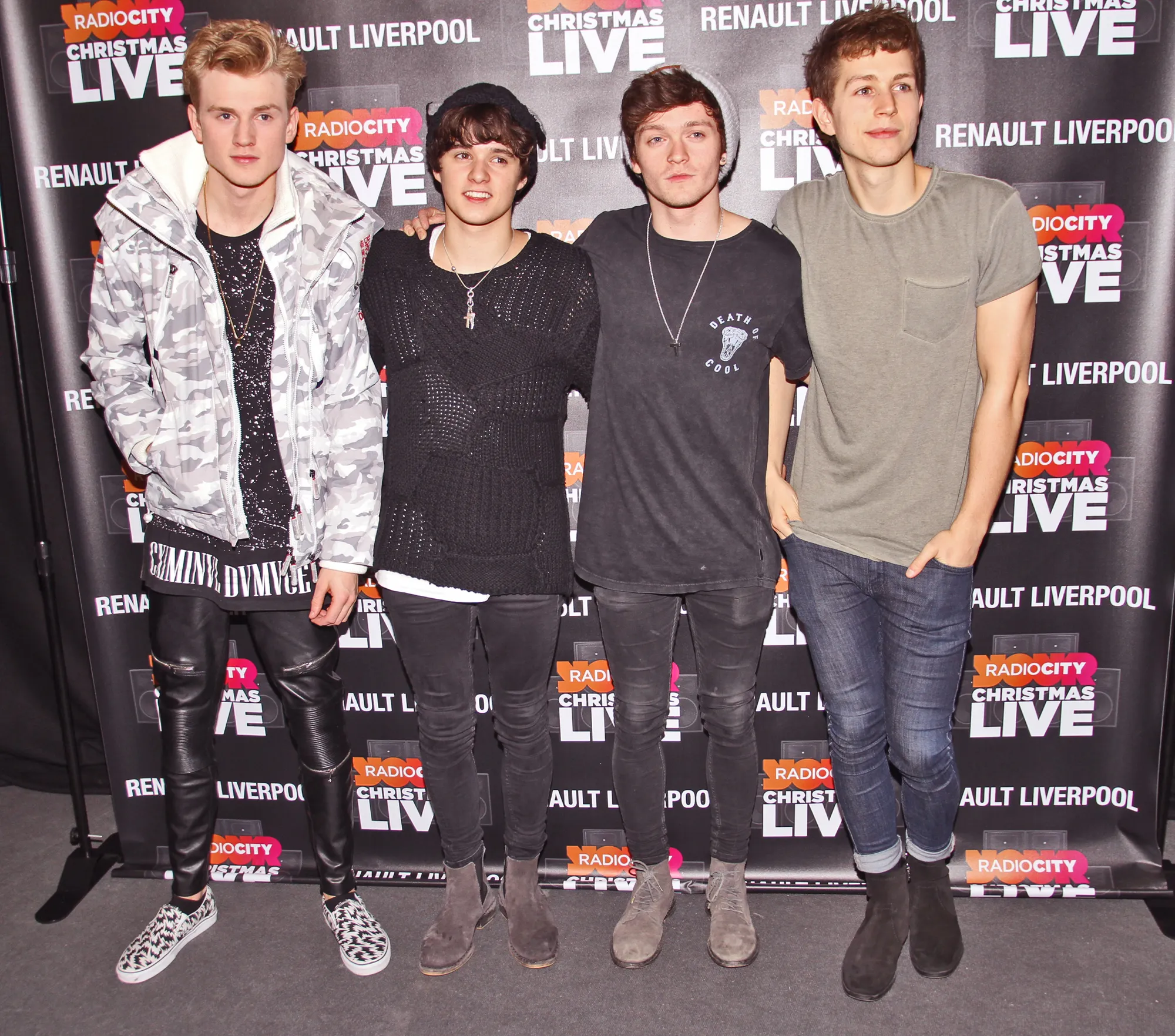The Vamps © Fameflynet