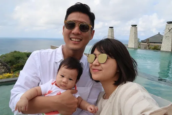 Belum lama ini, Tian dan Junior ajak Baby Iori untuk bersantai dengan liburan ke Bali! /©instagram.com/juniorliem