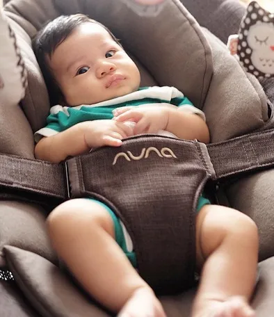 Kehadiran Theodore Iori Liem membuat kehidupan rumah tangga Tian dan Junior makin menyenangkan. /©instagram.com/putrititian