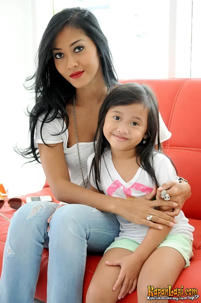 Khawatir pola asuh yang saat ini dijalani berdampak buruk pada anak, Tiara Lestari berupaya agar hak asuh anak jatuh pada dirinya