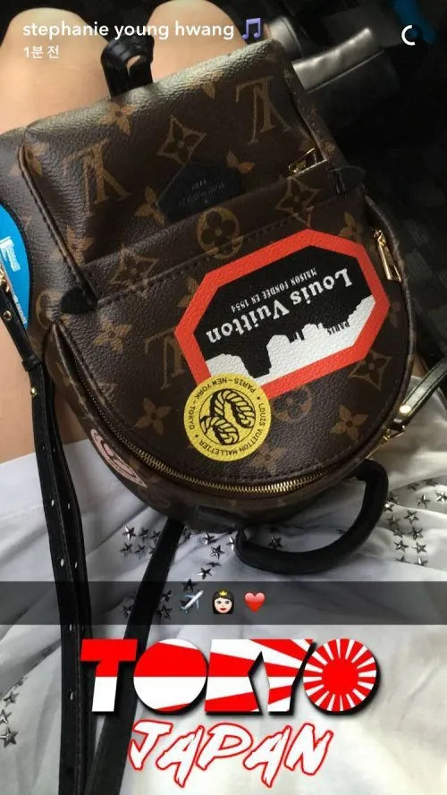Giliran snapchat Tiffany yang banjir kritikan karena memakai tema bendera Matahri Terbit. ©allkpop.com