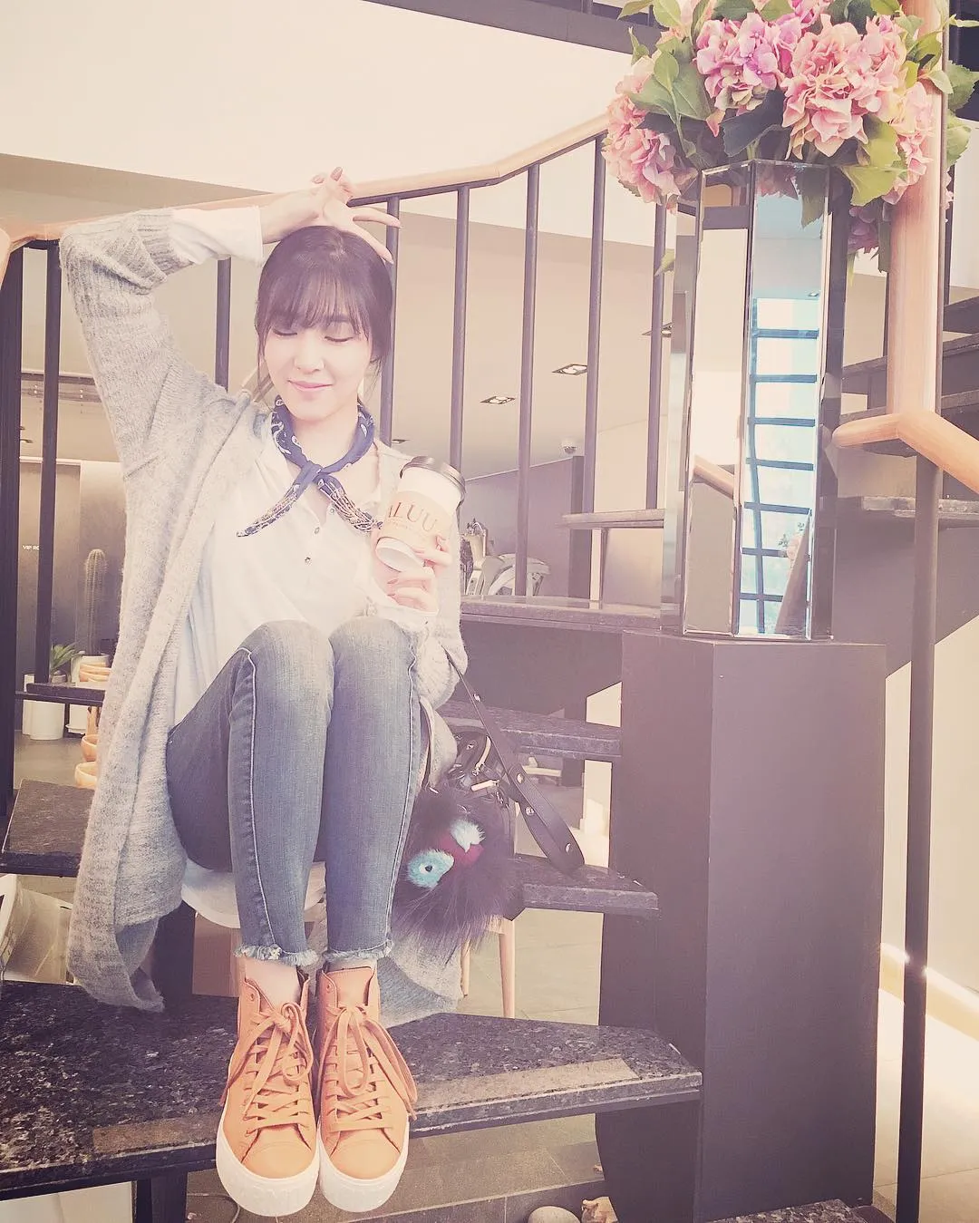 OOTD casual Tiffany Girls Generation, cantik abis. ©Instagram/xolovestephi