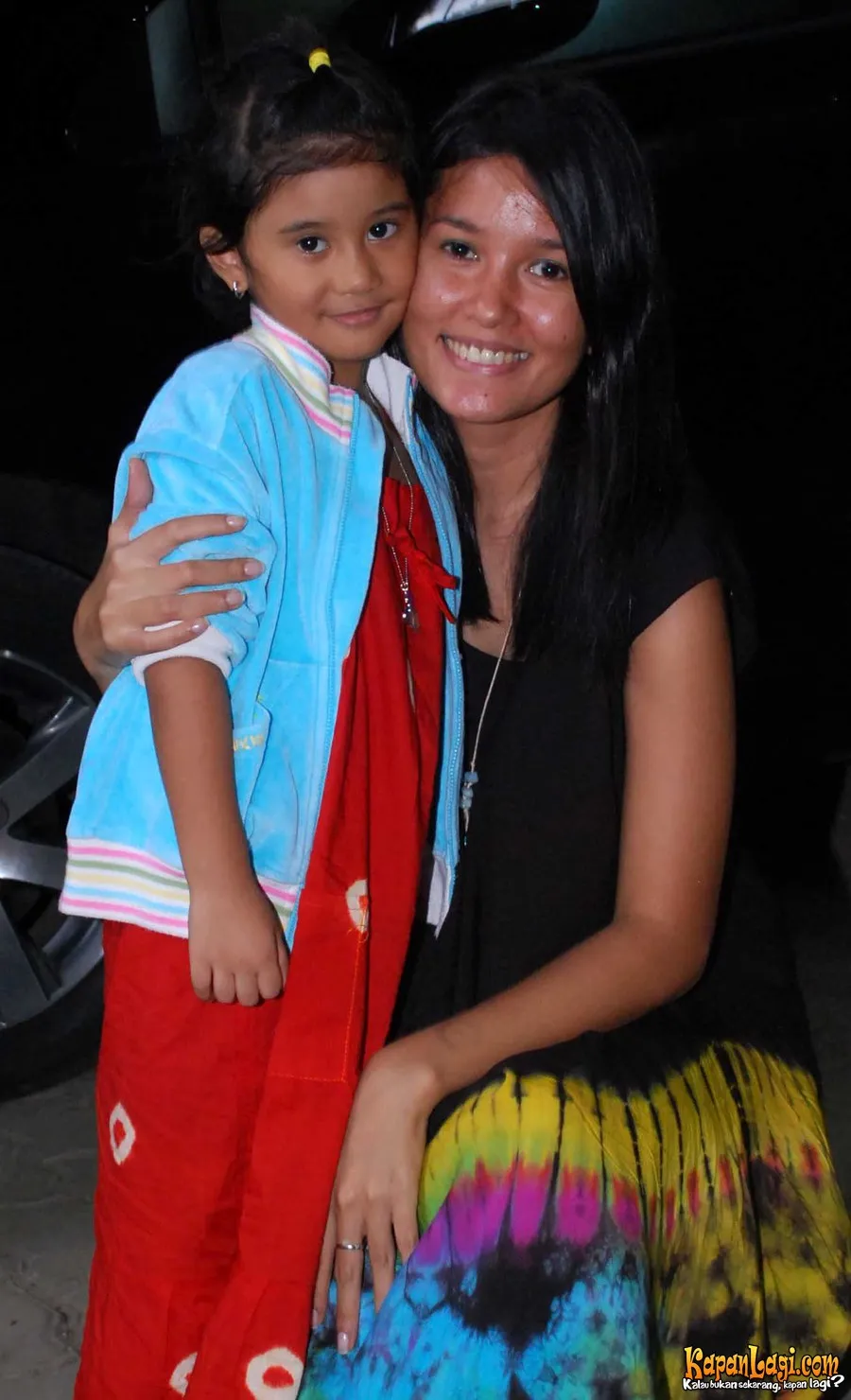 Titi Sjuman mengajukan permintaan hak asuh anak dalam gugatan cerainya kepada Wong Aksan