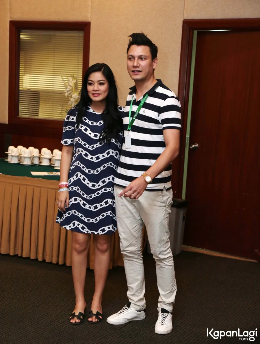 Christian Sugiono buatkan anak instagram. ?KapanLagi.com/Muhammad Akrom Sukarya