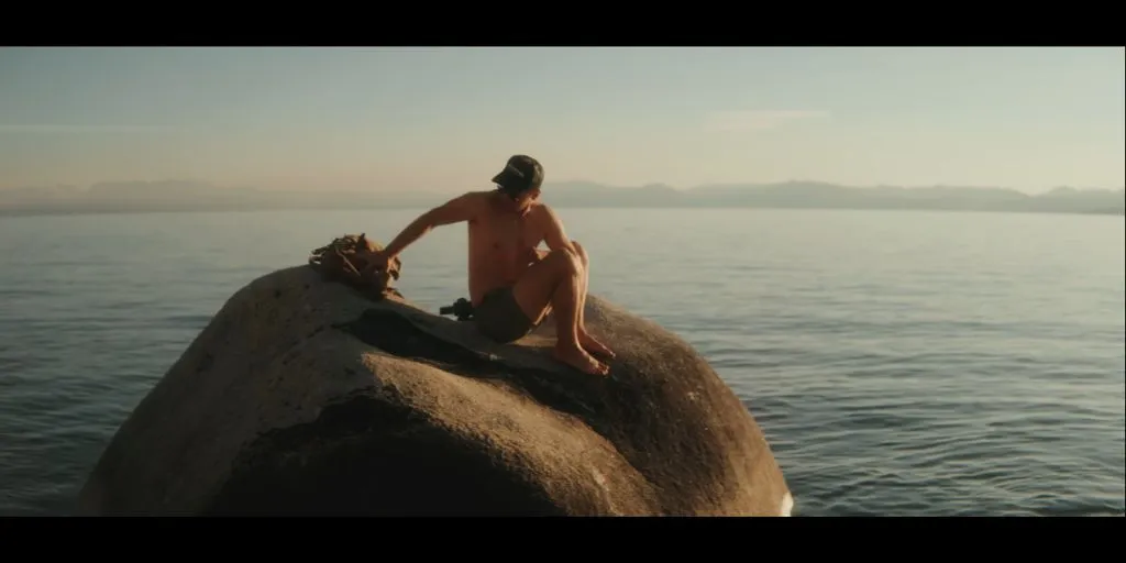 Hollow Coves - On The Way dan Terjemahan