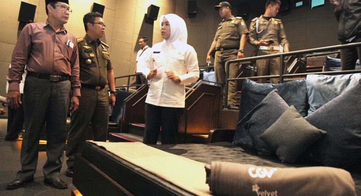 Dilengkapi dengan kasur, bantal, dan selimut, fasilitas bioskop ini dikhawatirkan dapat digunakan untuk tindakan yang tidak diinginkan © palpres