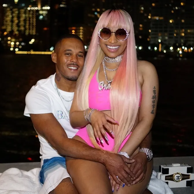 Potret kemesraan Petty dan Minaj (Credit: instagram.com/nickiminaj)