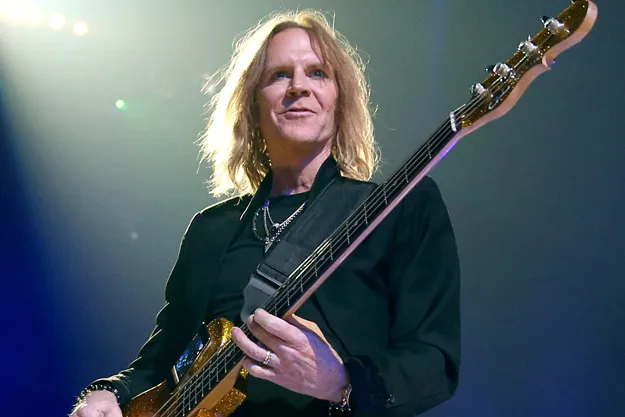 Tom Hamilton Jalani Perawatan di Amerika