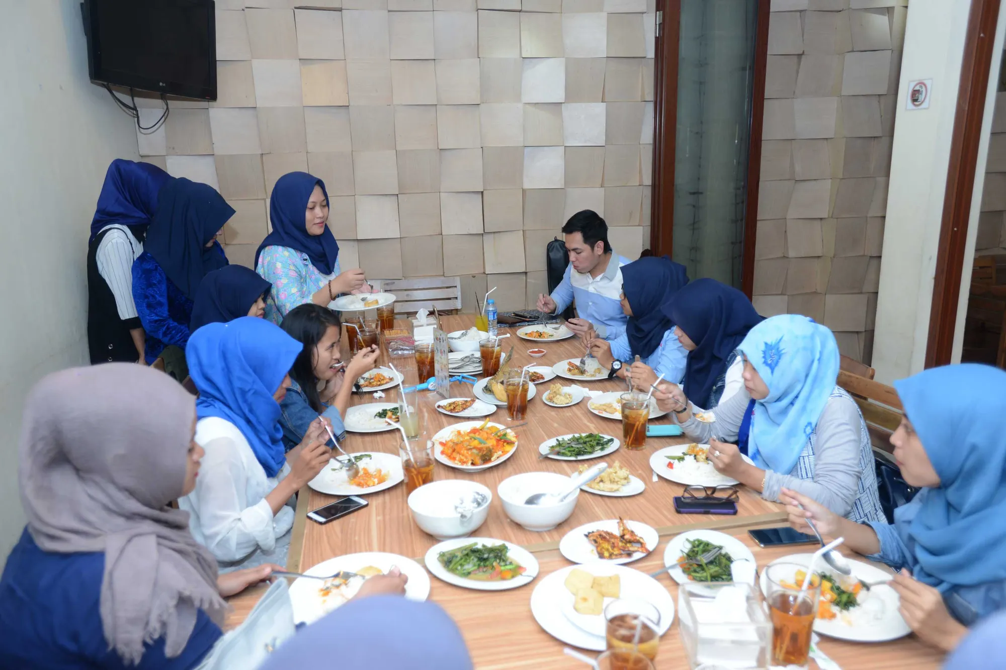 Halal Bihalal Tommy Kurniawan @ Kapanlagi/Bayu Herdianto