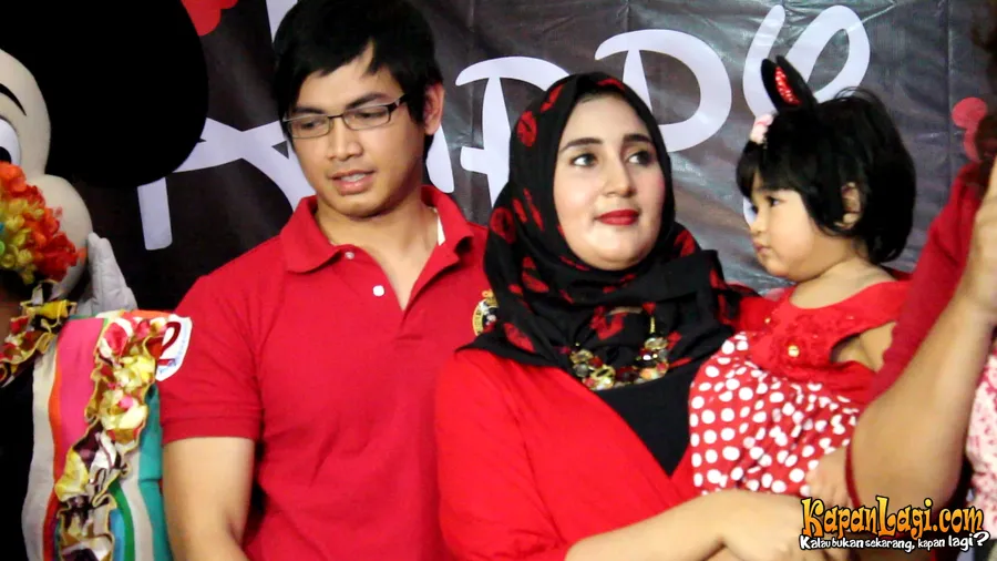 Kebersamaan Tommy dan Tania saat masih akur/©KapanLagi.com®/Agus Apriyanto