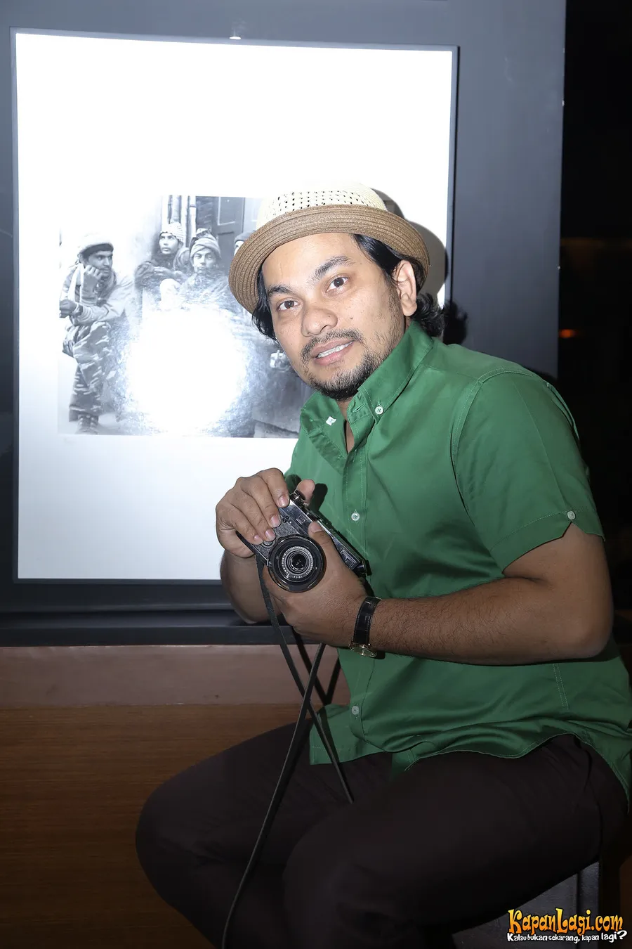 Karya Tompi pernah terjual dengan harga 25 juta rupiah © KapanLagi.com®/Agus Apriyanto