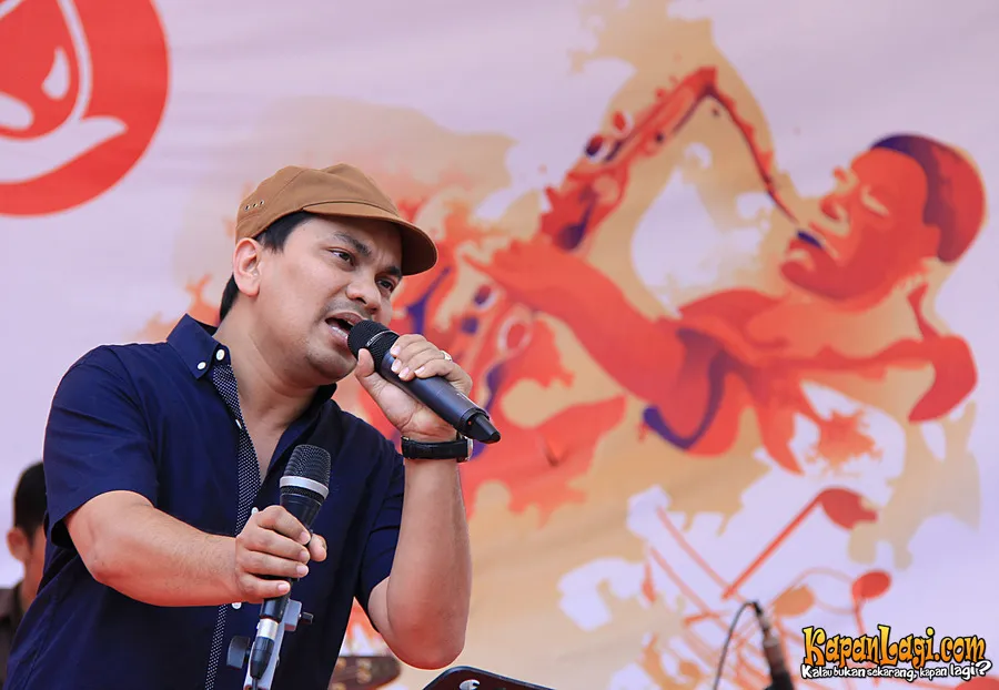 Tompi menutup gala ketujuh malam ini.