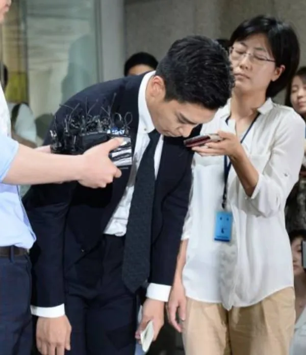 T.O.P Big Bang meminta maaf. ©Koreaboo