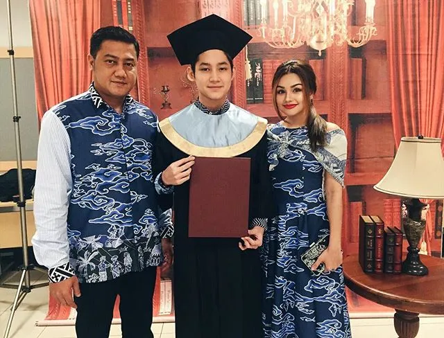 Rafli mengasuh Rassya sendirian selama enam tahun ©instagram