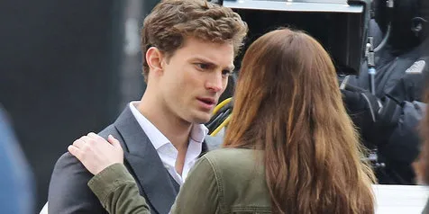 Salah satu adegan FIFTY SHADES OF GREY © YouTube