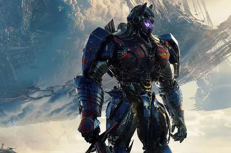 TRANSFORMERS: THE LAST KNIGHT © Paramount