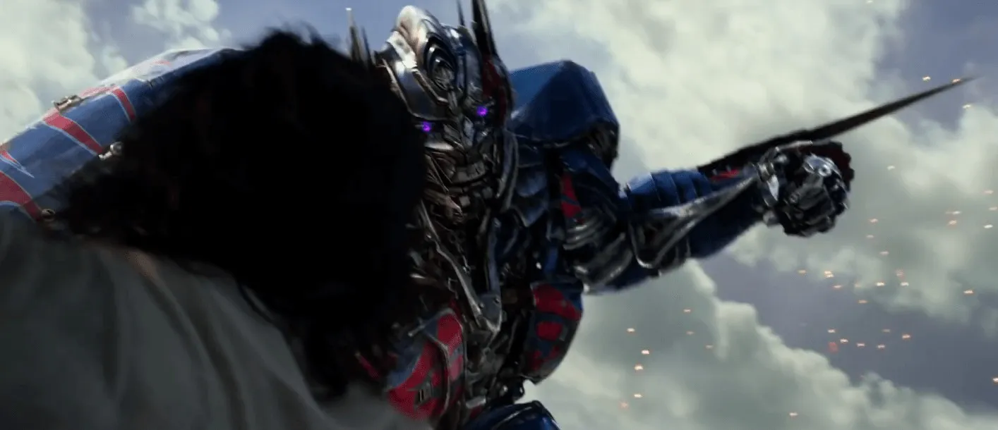 TRANSFORMERS: THE LAST KNIGHT © Youtube