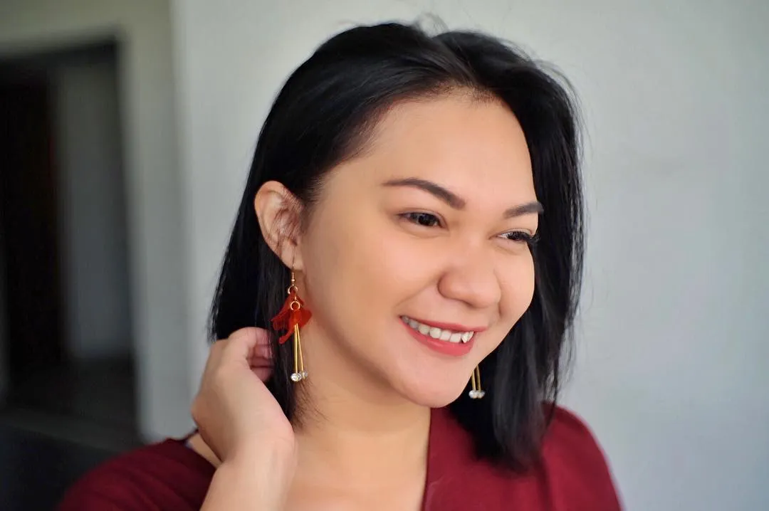 © instagram.com/triyanisya