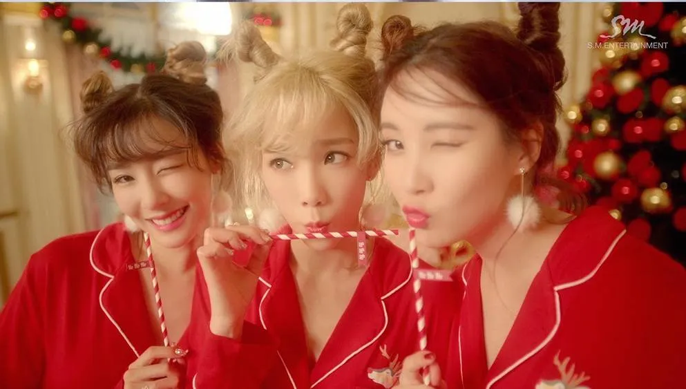 TaeTiSeo meraih all kill dengan DEAR SANTA. © allkpop.com