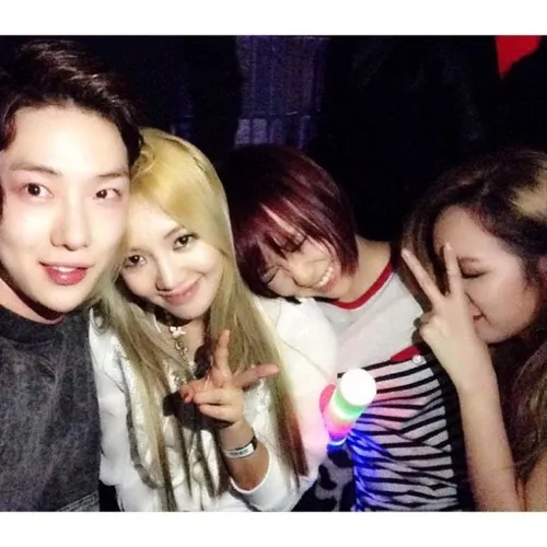 Jo Kwon clubbing dengan teman-temannya. ©koreaboo