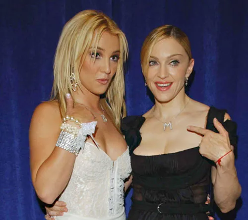 Lebih dulu menuliskan sejarah. @www.tumblr.com