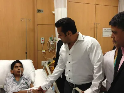 Salman banyak beri bantuan untuk masyarakat yang sakit ©HerGamut