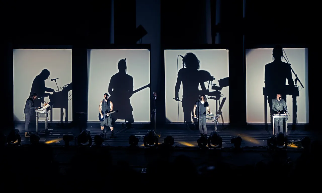 Nine Inch Nail @www.nin.com