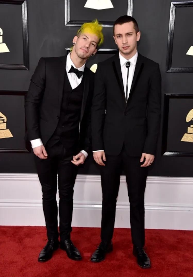 Penampilan Twenty One Pilots di red carpet Grammy 2017 ©variety