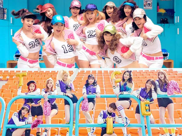 Punya banyak kemiripan, TWICE kerap dibandingkan dengan Girls Generation. Credit: via dreamers.id