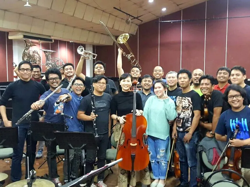 Twilite Orchestra, setelah sesi latihan bersama Ibu Vero dan Addie MS © twitter.com/addiems