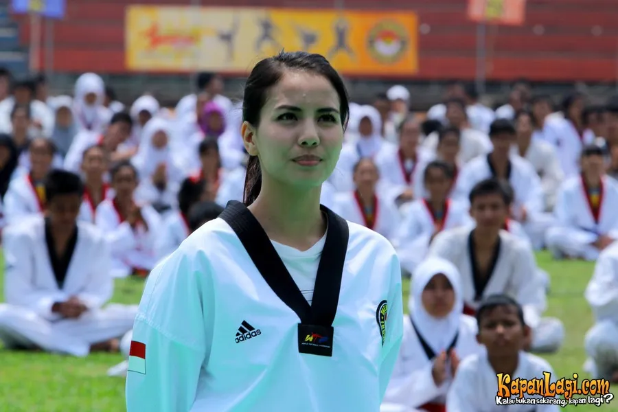 tya ariestya tunggu investor, baru siap garap film action