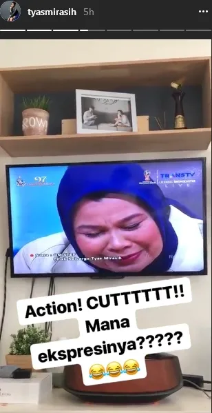Tyas menyindir nenek Amandine ©tyasmirasih