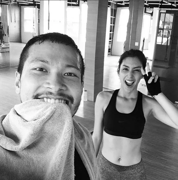 Tyas Mirasih dan pacar keringetan bareng © Instagram.com/tyasmirasih
